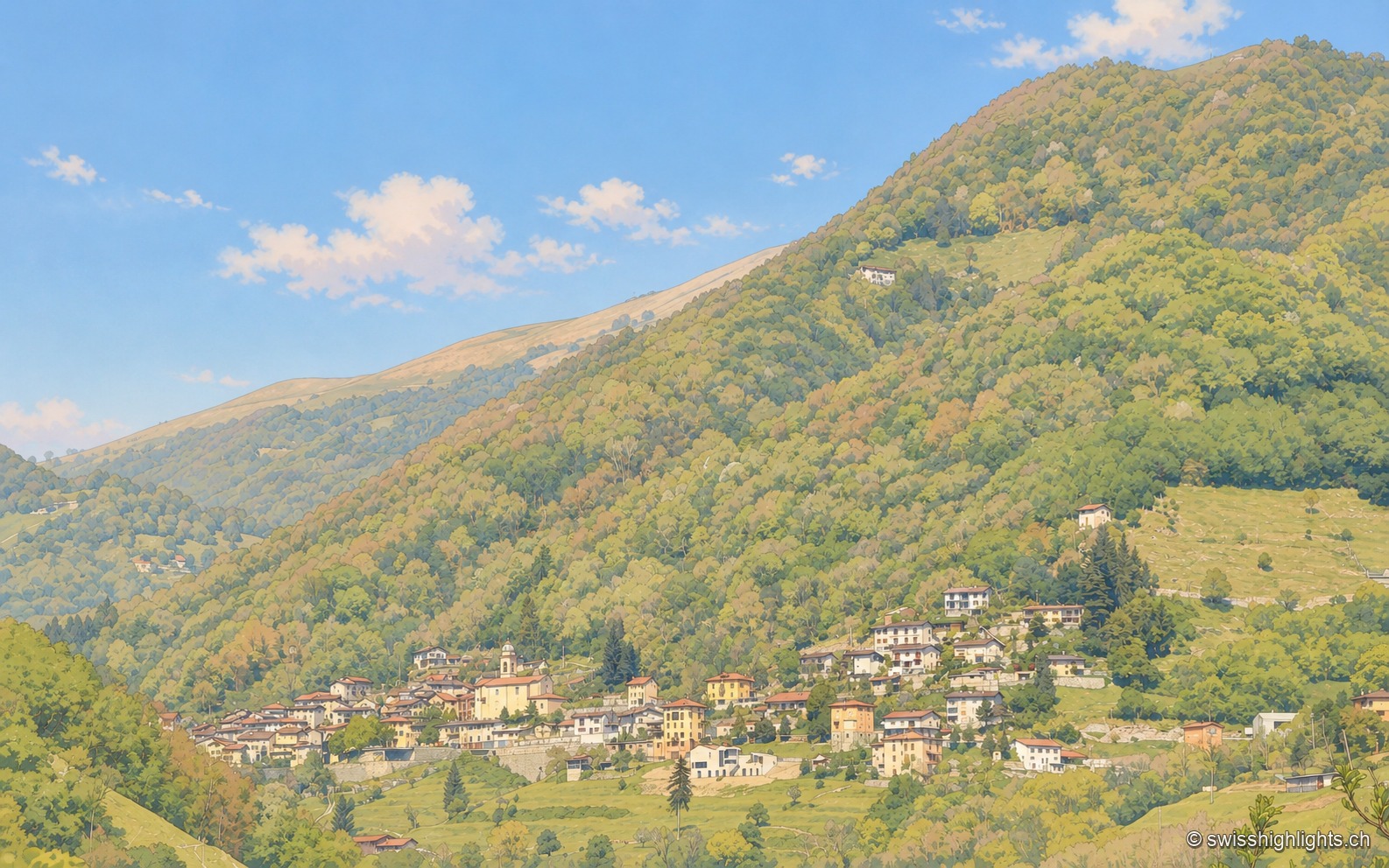 Le village de Muggio niché au creux de la vallée, entouré de versants boisés en pente raide ; quelques hameaux et fermes isolées se distinguent sur les hauteurs, sous un ciel bleu parsemé de nuages.